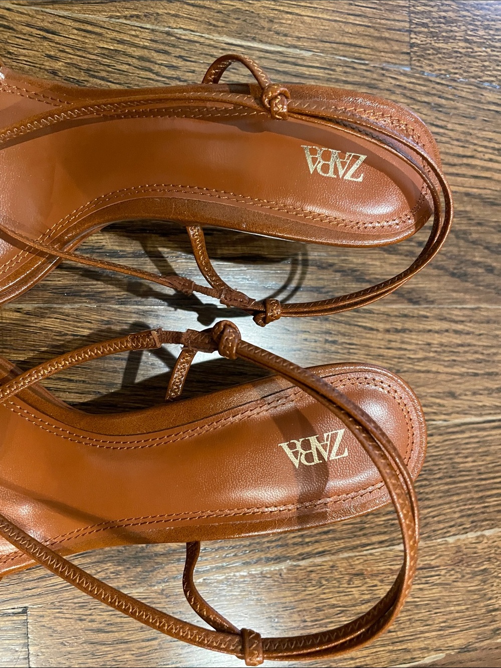 ZARA Brown Leather Knot-Strap Slingback Sandals with Gold Accent - Picture 6 of 6